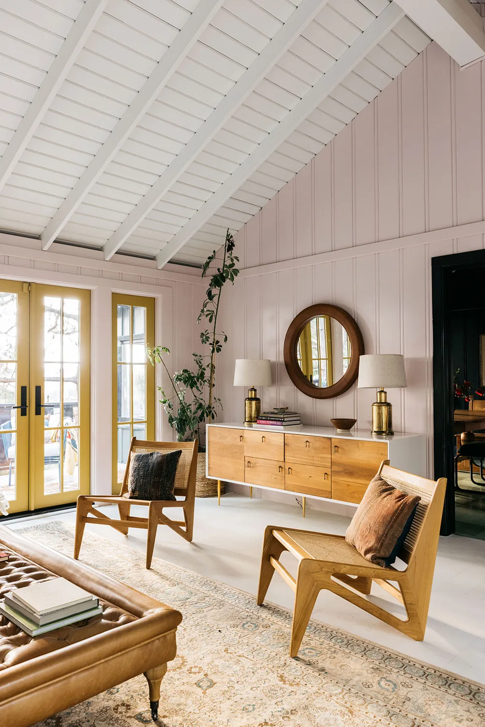 Lebhaftes Interior eines Designerhauses in den USA - Gallery image 4