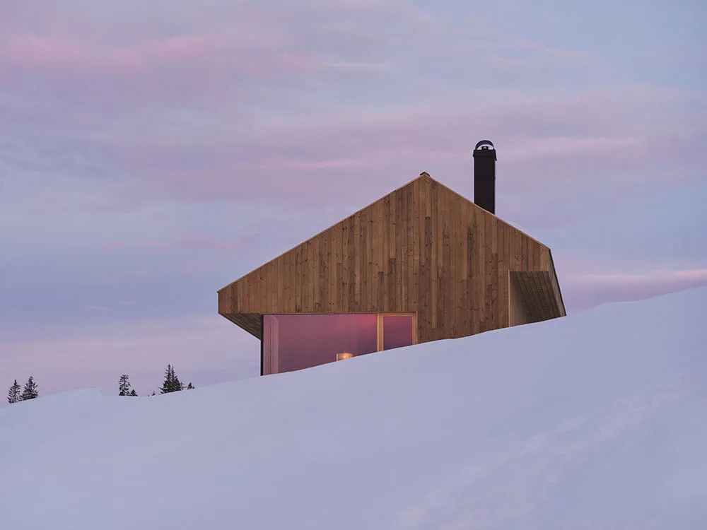 Wooden Minimalism Against the Background of Snow-Capped Mountains: House in Norway - Gallery image 19