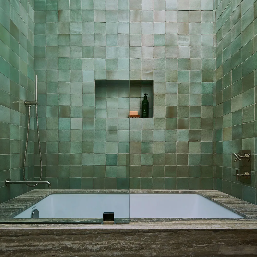 सूर्य की रोशनी से भरा, आधुनिक इंटीरियर… जो खूबसूरत प्रकृति से घिरा हुआ है। - Gallery image 23