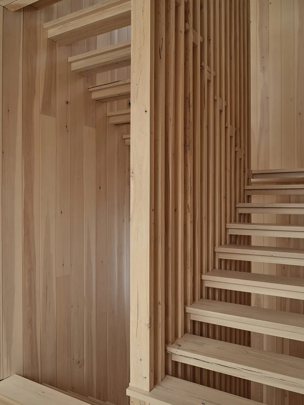 Современный дом на горнолыжном курорте с уютными интерьерами - Gallery image 12