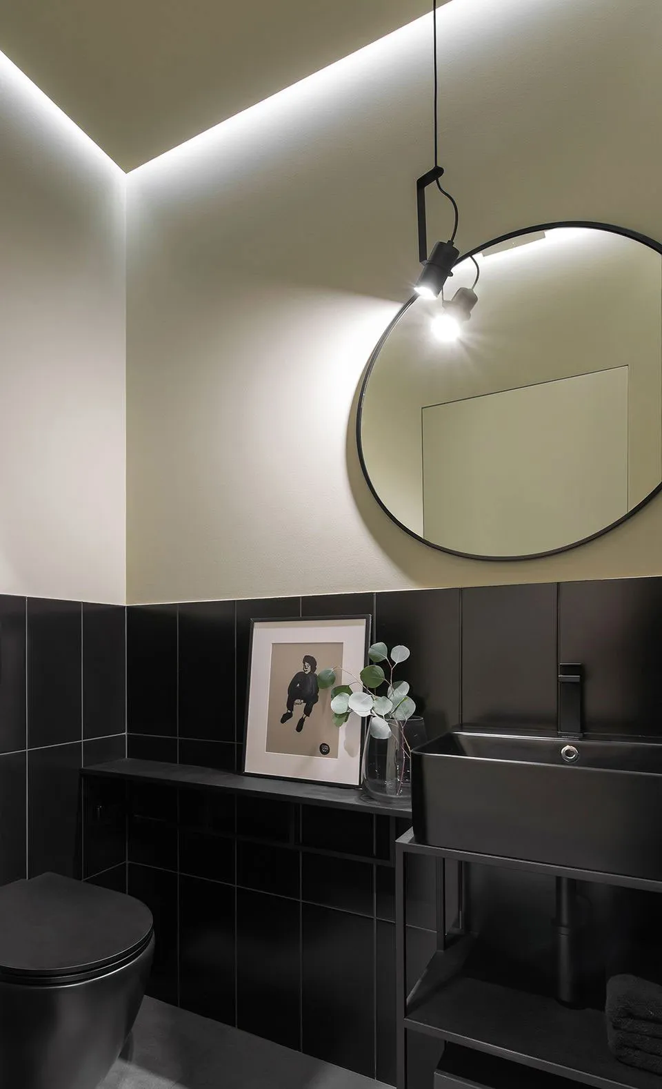 Stylowy czarno-biały interior z zielonymi akcentami dla młodej rodziny w Kijowie (69 m²) - Gallery image 14