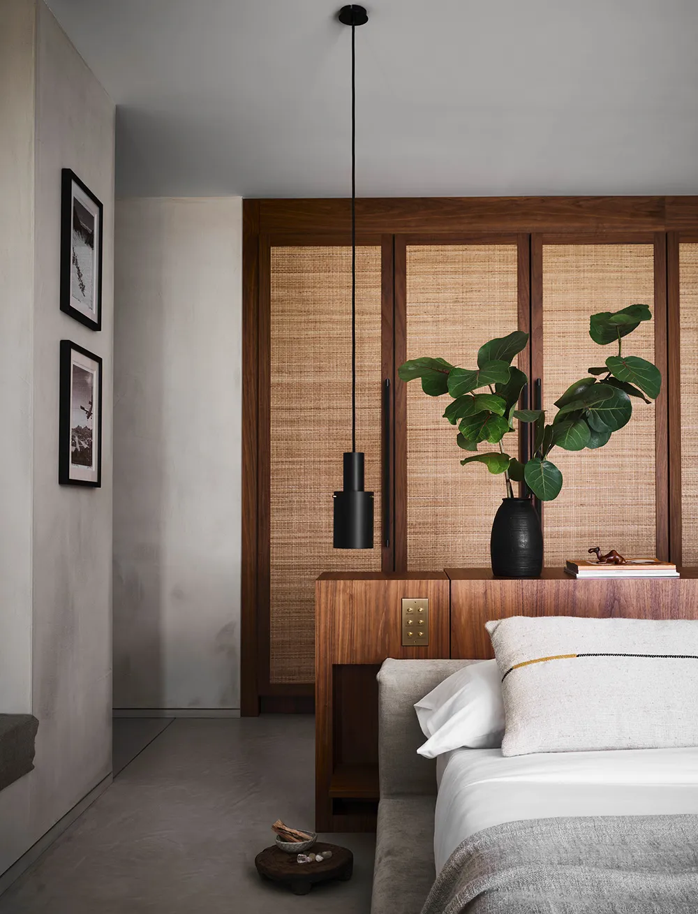 Dramatic Design with Black Accents on a Caribbean Island - Gallery image 5