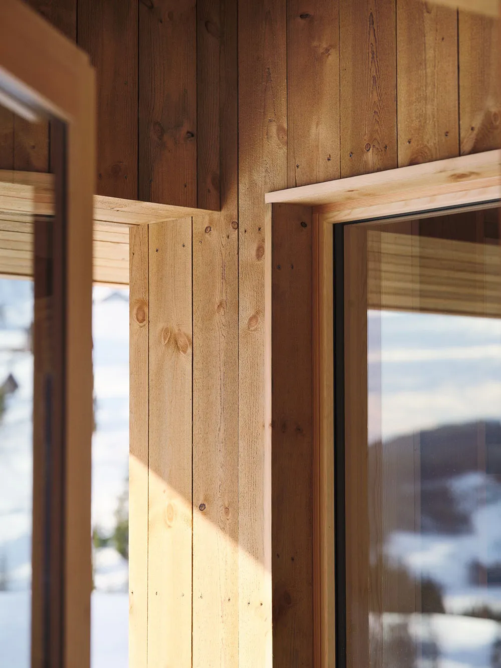 Wooden Minimalism Against the Background of Snow-Capped Mountains: House in Norway - Gallery image 4