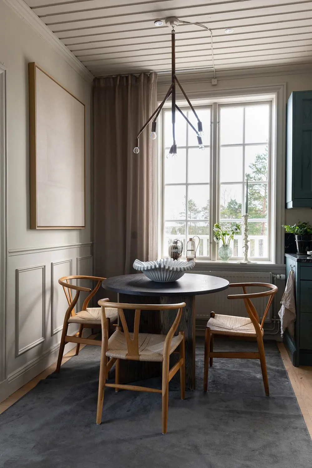 Stylowe odcienie w дизайnie tradycyjnej乡村 wиллы przy jeziorze w Szwecji - Gallery image 8