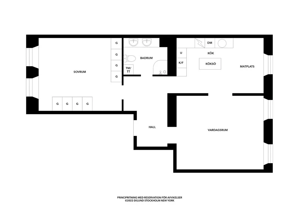 Яркие постеры в дизайне квартиры с лепниной в Стокгольме (82 кв. м) - Gallery image 10