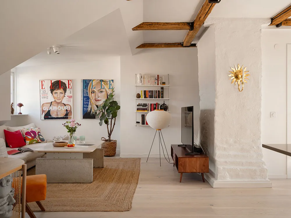 Cozy Apartment Under the Roof with Fantastic Views of Stockholm Roofs (80 sqm) - Gallery image 15