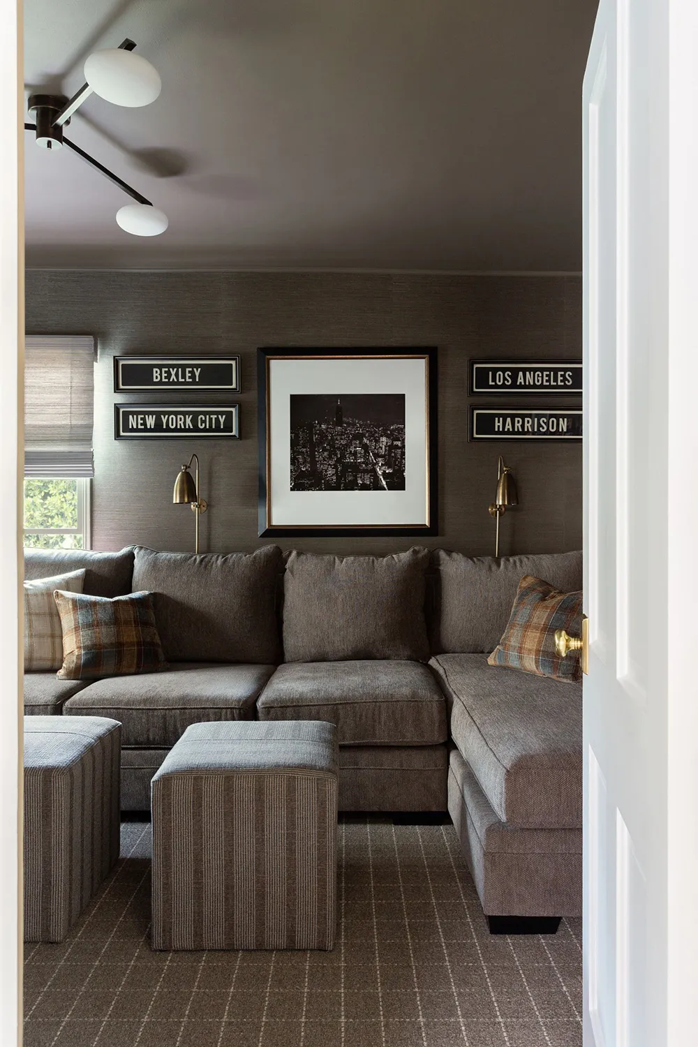 Красивые обои и детали вне времени: дом в Лос-Анджелесе - Gallery image 31