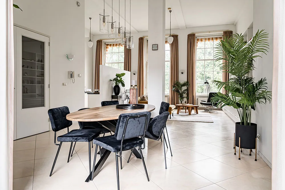 Królewska жизнь: apartament w luksusowym budynku seminariatu w Holandii - Gallery image 9