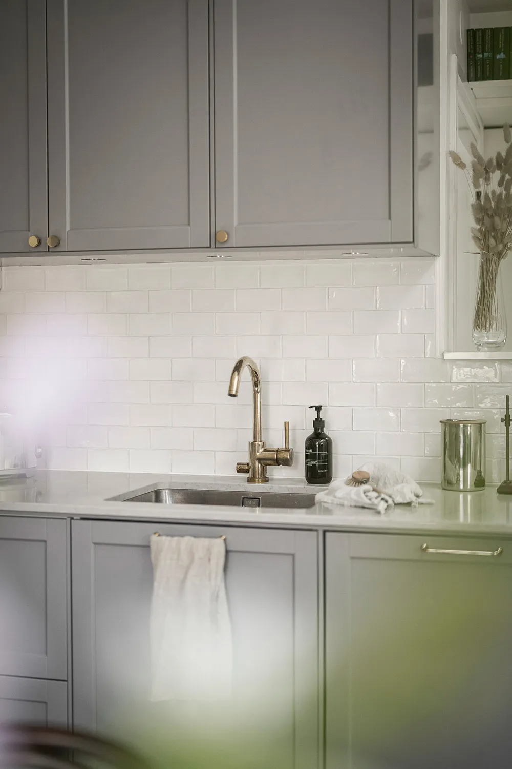 Luz de mansarda en Geteborg que parece más grande de lo que realmente es (45 m²) - Gallery image 12