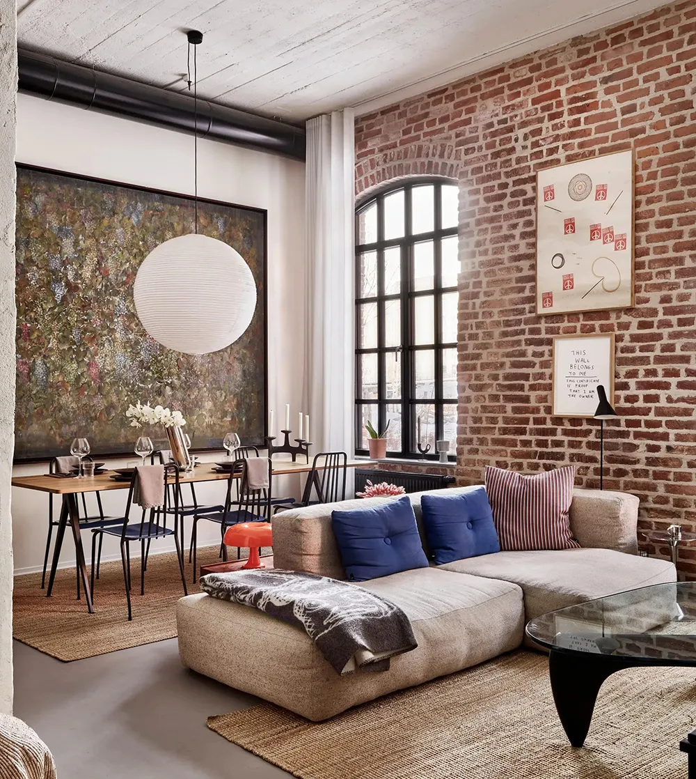 Стильная квартира молодой пары в здании 170-летней фабрики в Осло - Gallery image 1