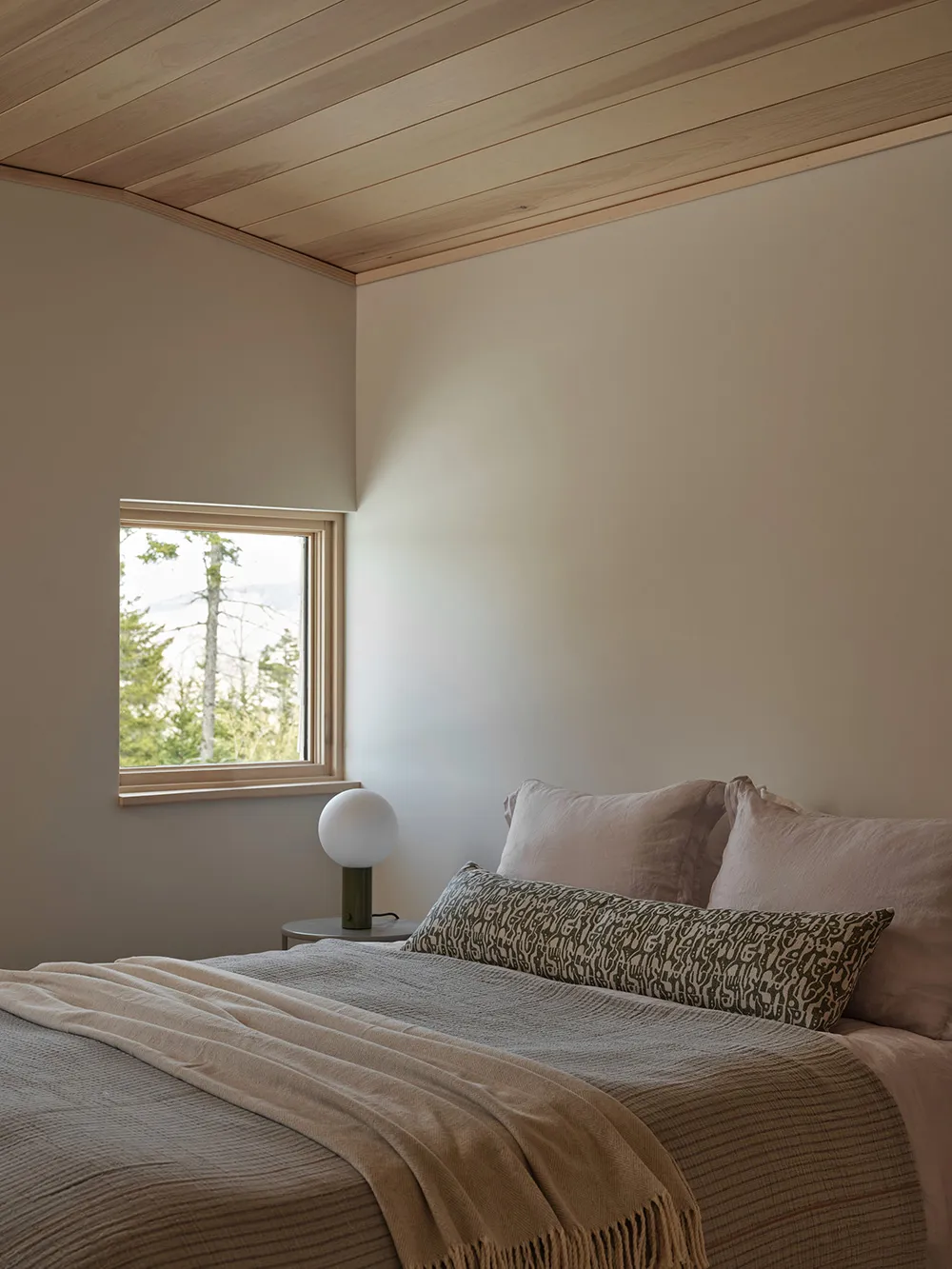 Современный дом на горнолыжном курорте с уютными интерьерами - Gallery image 21