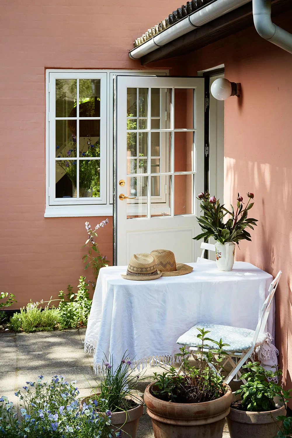 Cozy Cottage of Two Sisters in Denmark - Gallery image 1