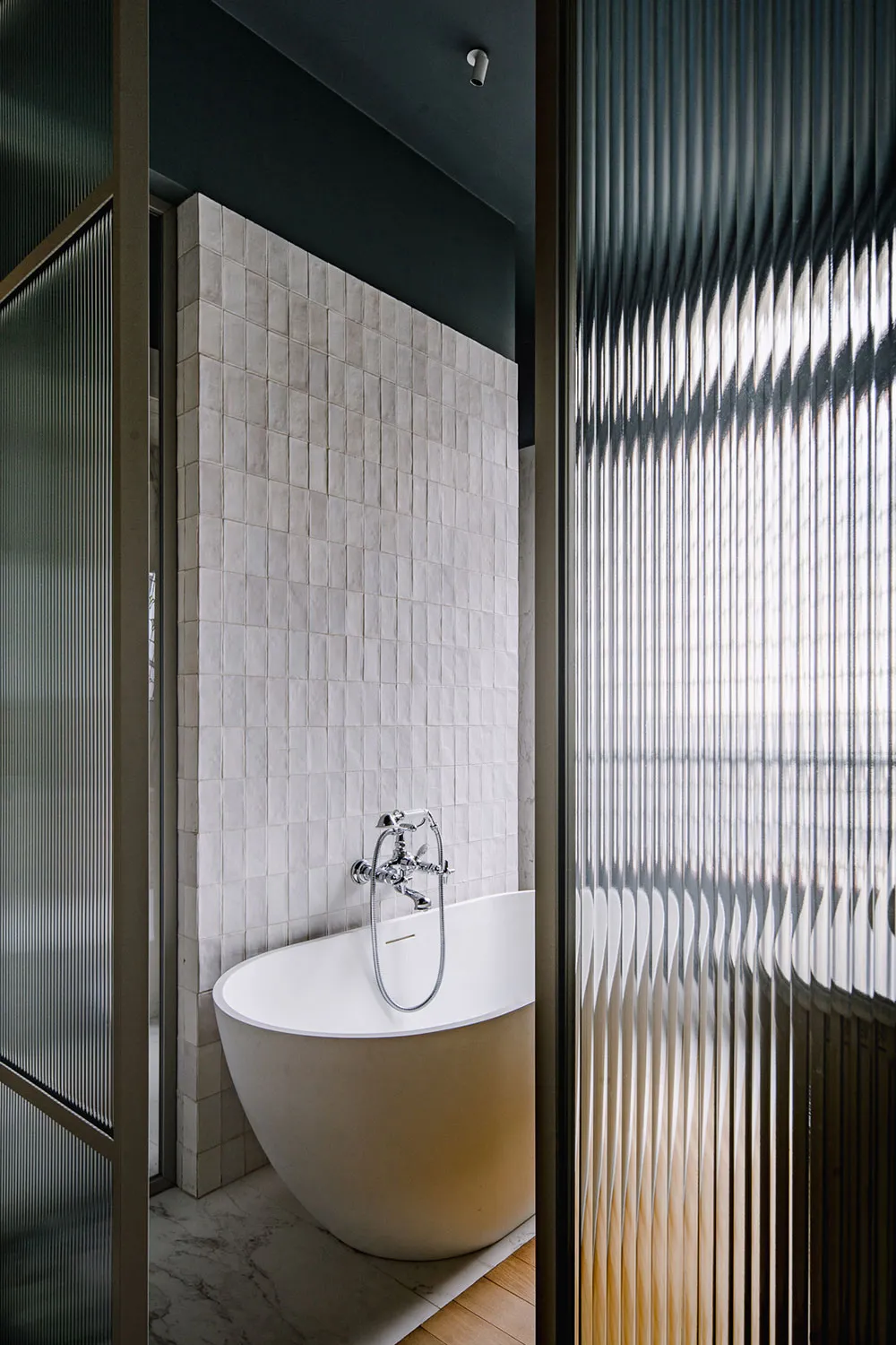 Изысканный современный интерьер в Париже: новый проект Veronique Cotrel - Gallery image 25