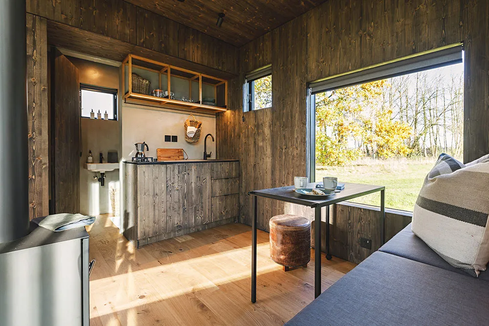 Kompakter moderner Holzhütchen für den Natururlaub (18 qm) - Gallery image 4