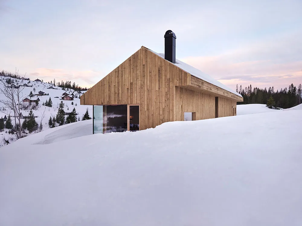 Wooden Minimalism Against the Background of Snow-Capped Mountains: House in Norway - Gallery image 2