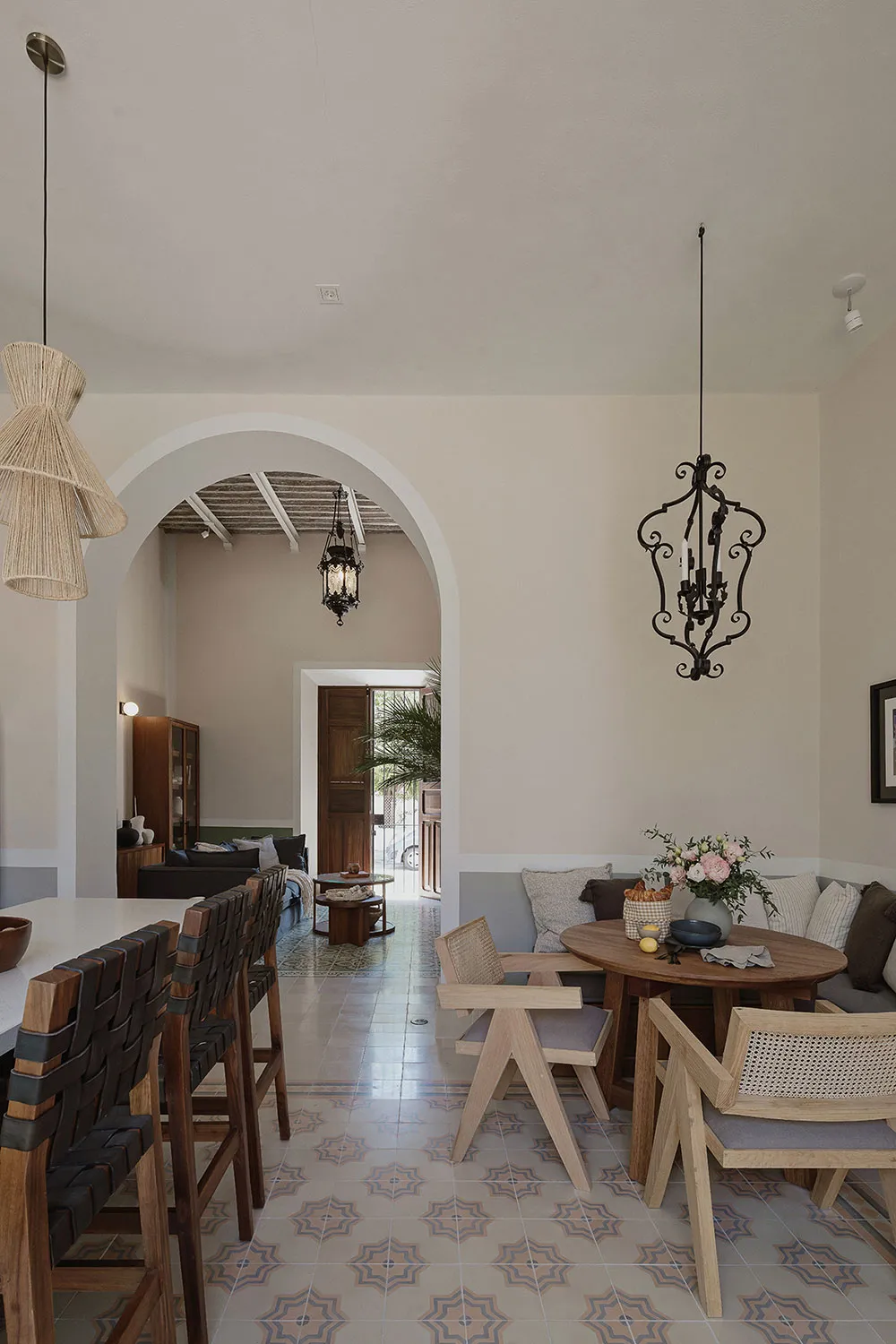 Purple Villa with Pool in Mexico - Gallery image 6