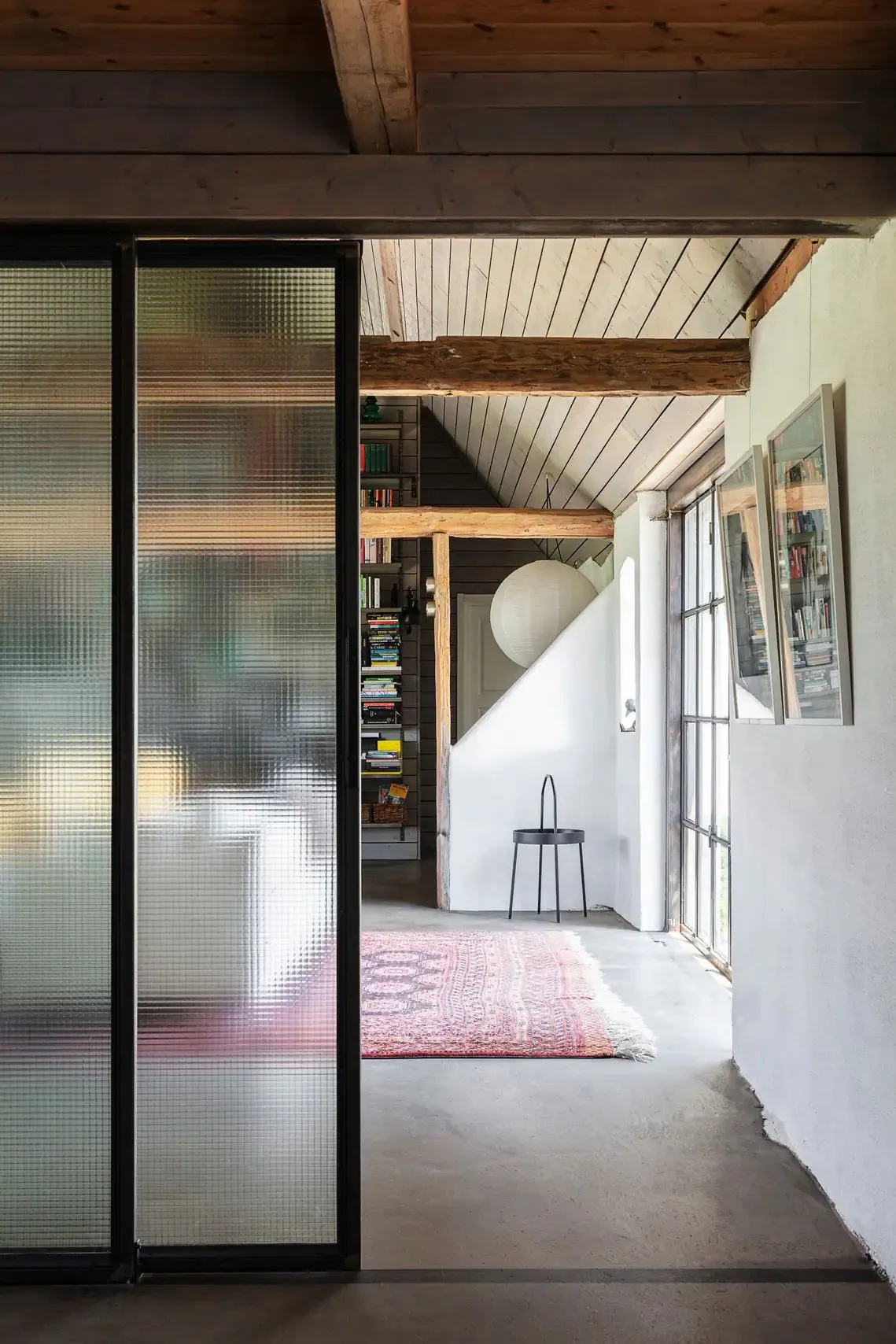 Красивая и светлая современная дача на старой ферме в Швеции - Gallery image 12