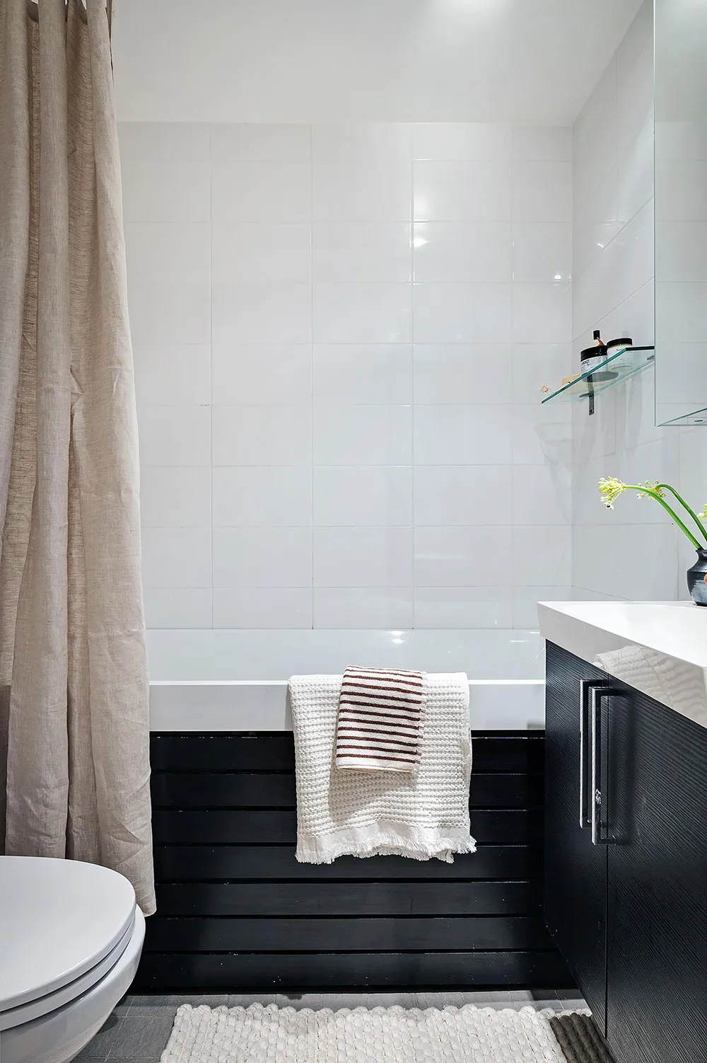 Pared de ladrillo y tonos tierra: apartamento en Gotemburgo (88 m²) - Gallery image 23