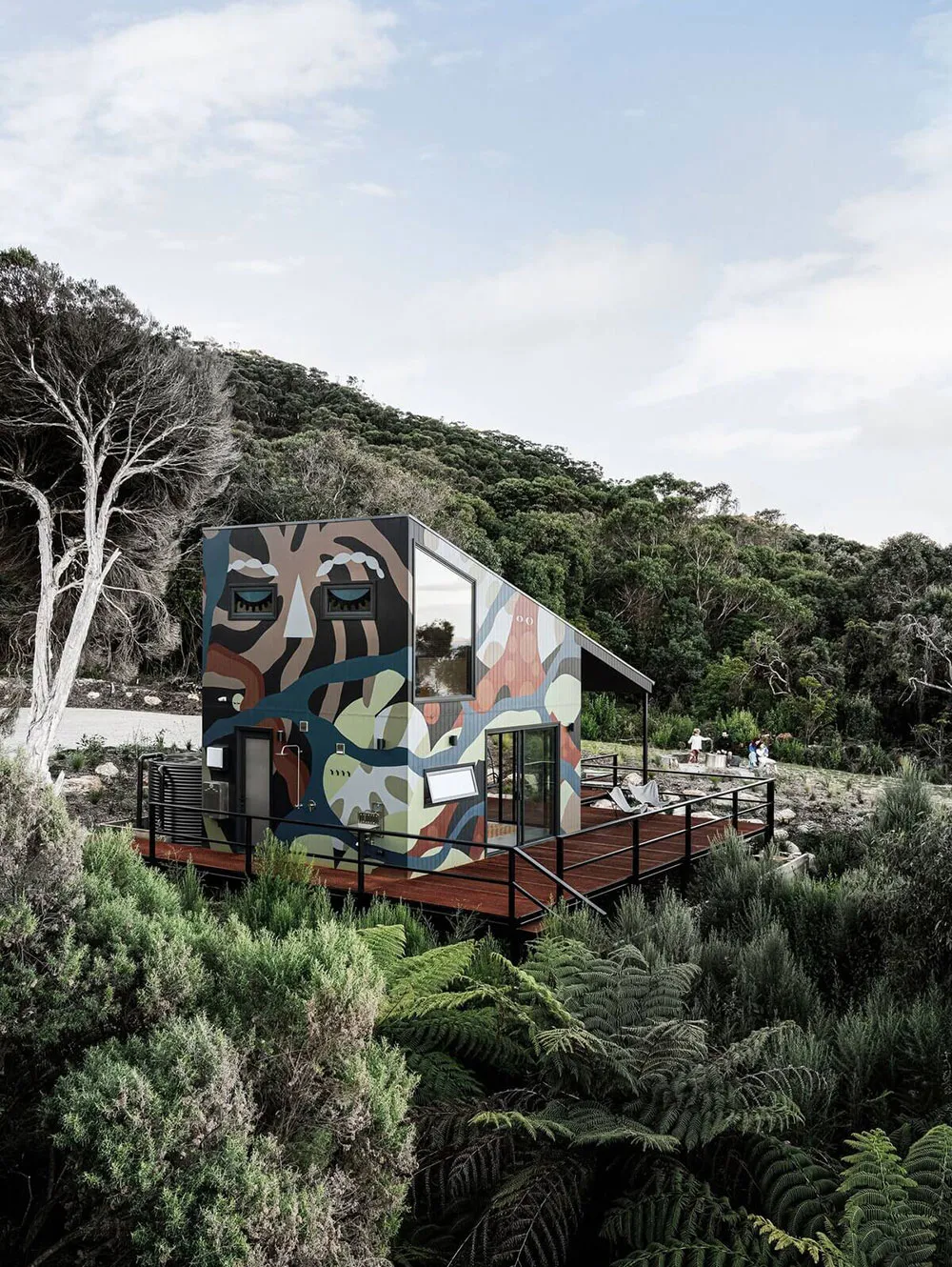 Buntes und ökologisches Haus mit Ozeansicht in Australien - Gallery image 1