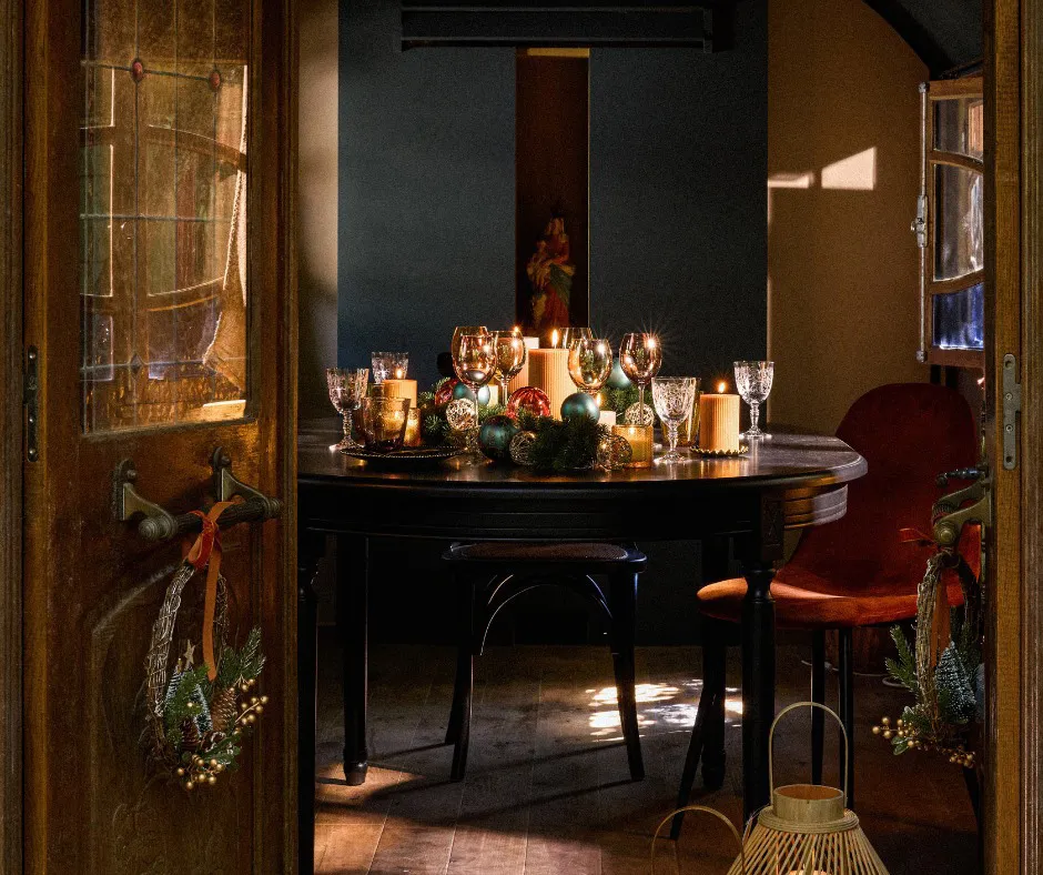 Feliz Navidad con fondo elegante de madera: colección Maisons du Monde - Gallery image 12