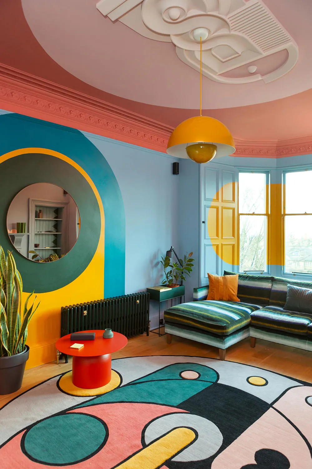 Explosion of Bright Colors in the Home of a Computer Game Developer in Edinburgh - Gallery image 1