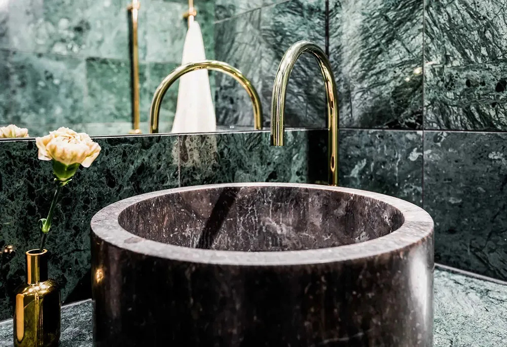 Шведская квартира с парижскими нотками и чёрной кухней - Gallery image 16