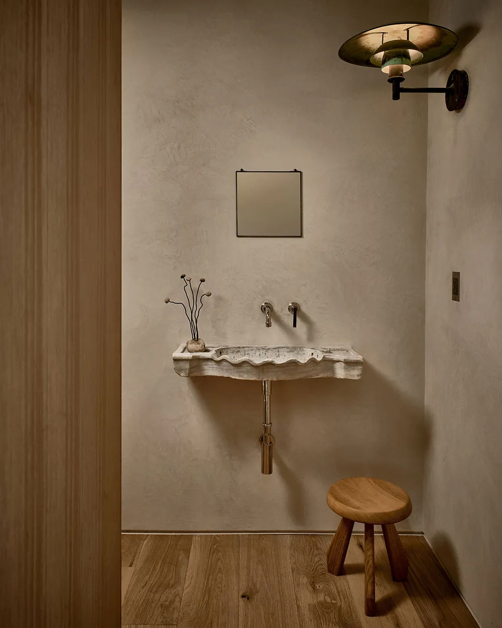 सूर्य की रोशनी से भरा, आधुनिक इंटीरियर… जो खूबसूरत प्रकृति से घिरा हुआ है। - Gallery image 6