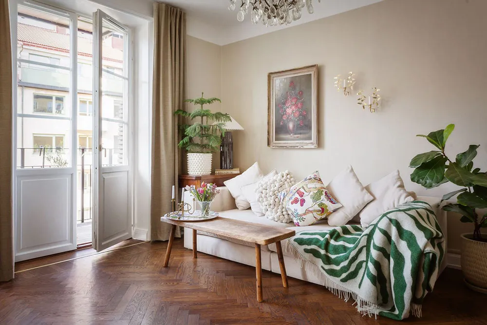 Kleine Studio-Wohnung mit Schlafzimmer in der Ecke und charmantem Interiordesign (34 qm) - 4