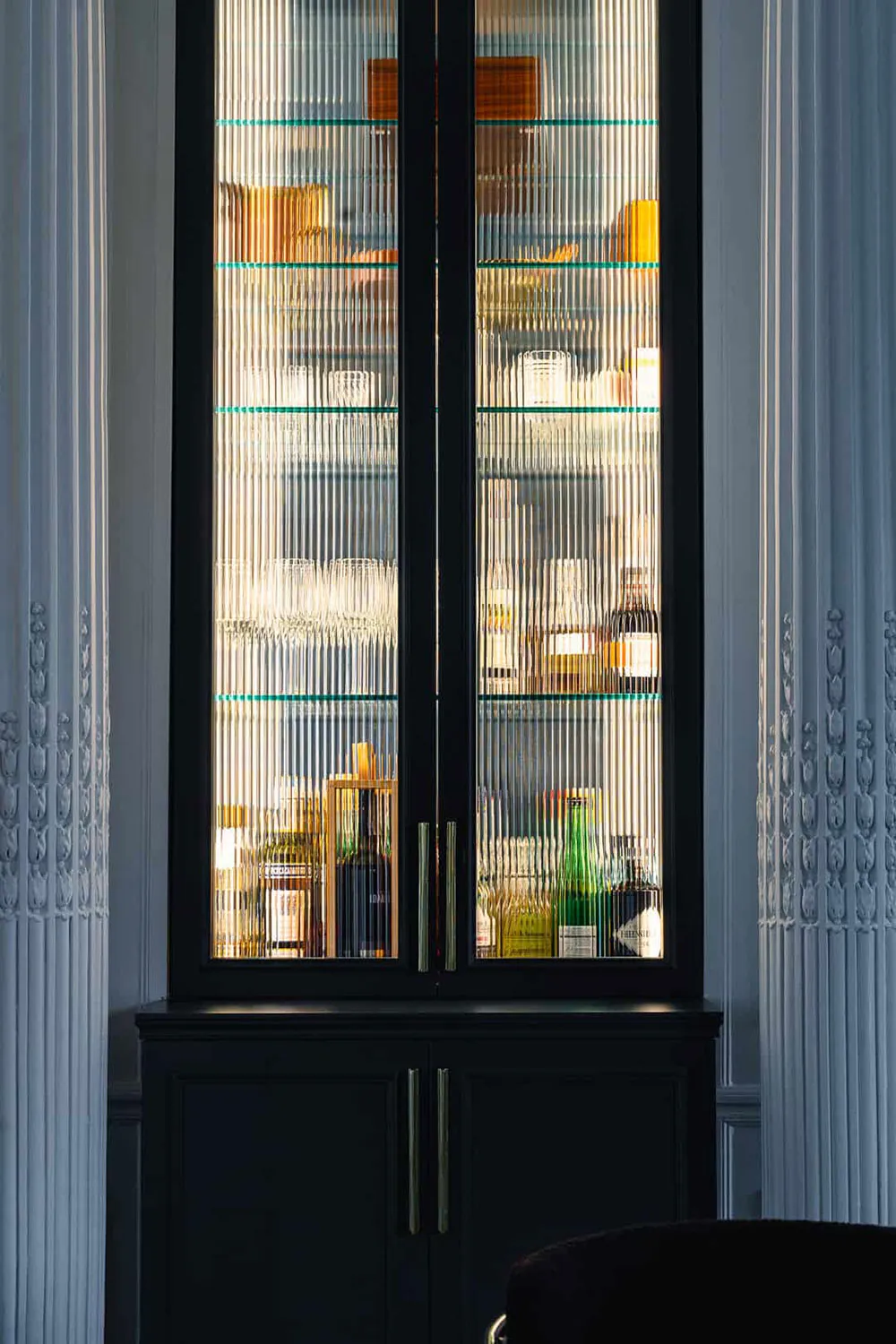 Изысканный современный интерьер в Париже: новый проект Veronique Cotrel - Gallery image 12