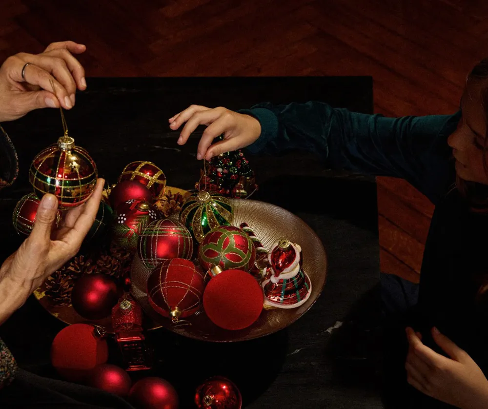 Feliz Navidad con fondo elegante de madera: colección Maisons du Monde - Gallery image 6