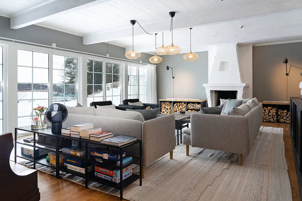 Villa blanca junto al lago en Suecia con su propio muelle - Gallery image 11