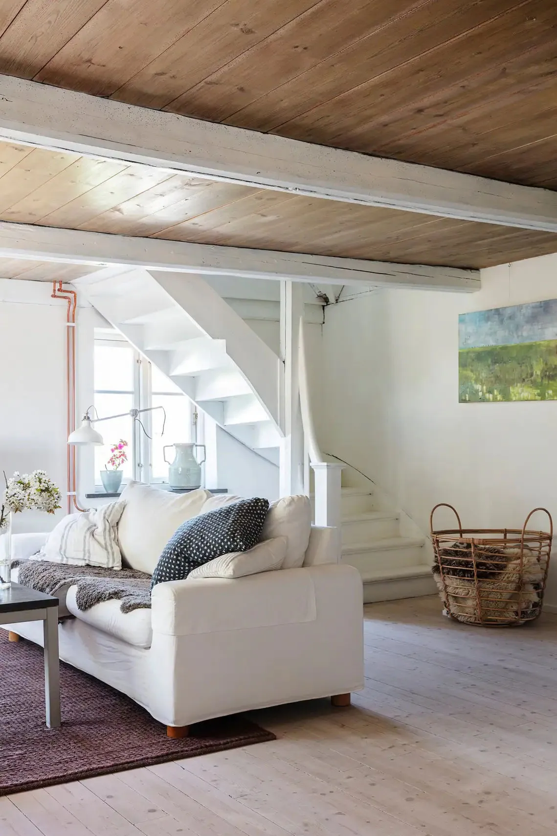 Красивая и светлая современная дача на старой ферме в Швеции - Gallery image 4