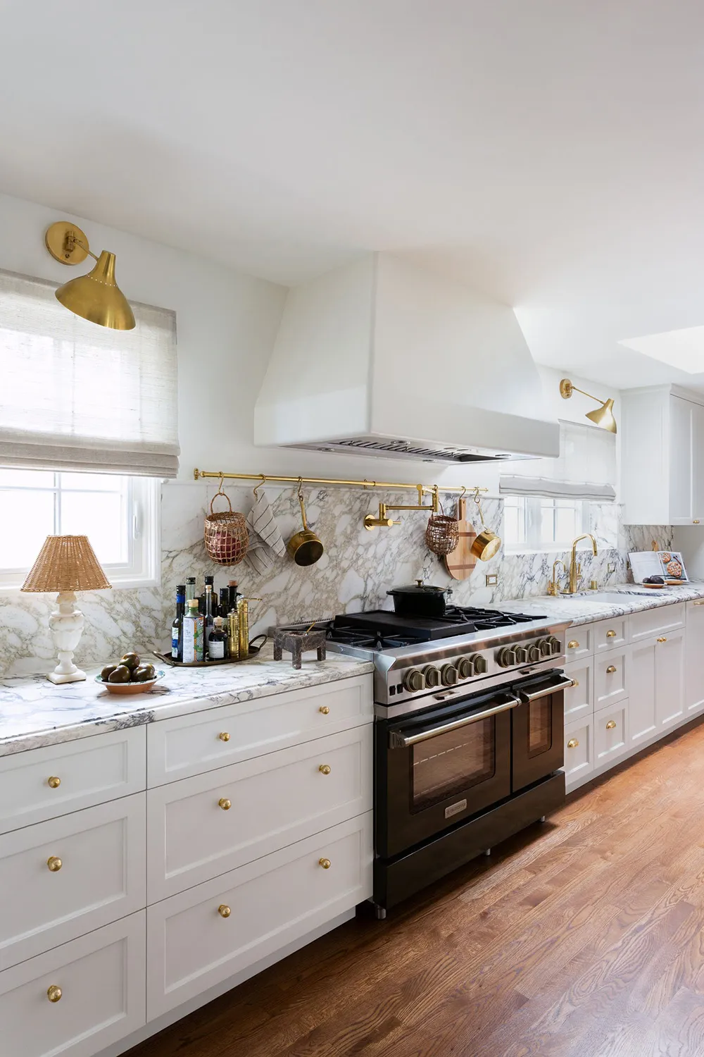 Красивые обои и детали вне времени: дом в Лос-Анджелесе - Gallery image 15