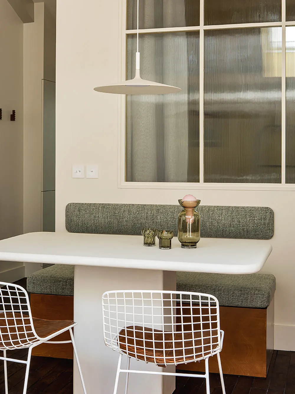 Petite appartement avec plafond vitré à Paris (40 m²) - Gallery image 5