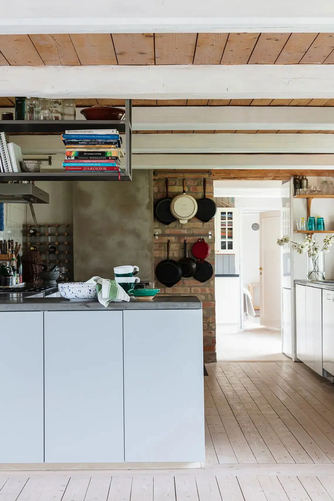 Красивая и светлая современная дача на старой ферме в Швеции - Gallery image 8