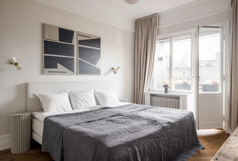 Duże okna i ciepły nowoczesny design: mieszkanie w Stokholmie - Gallery image 10