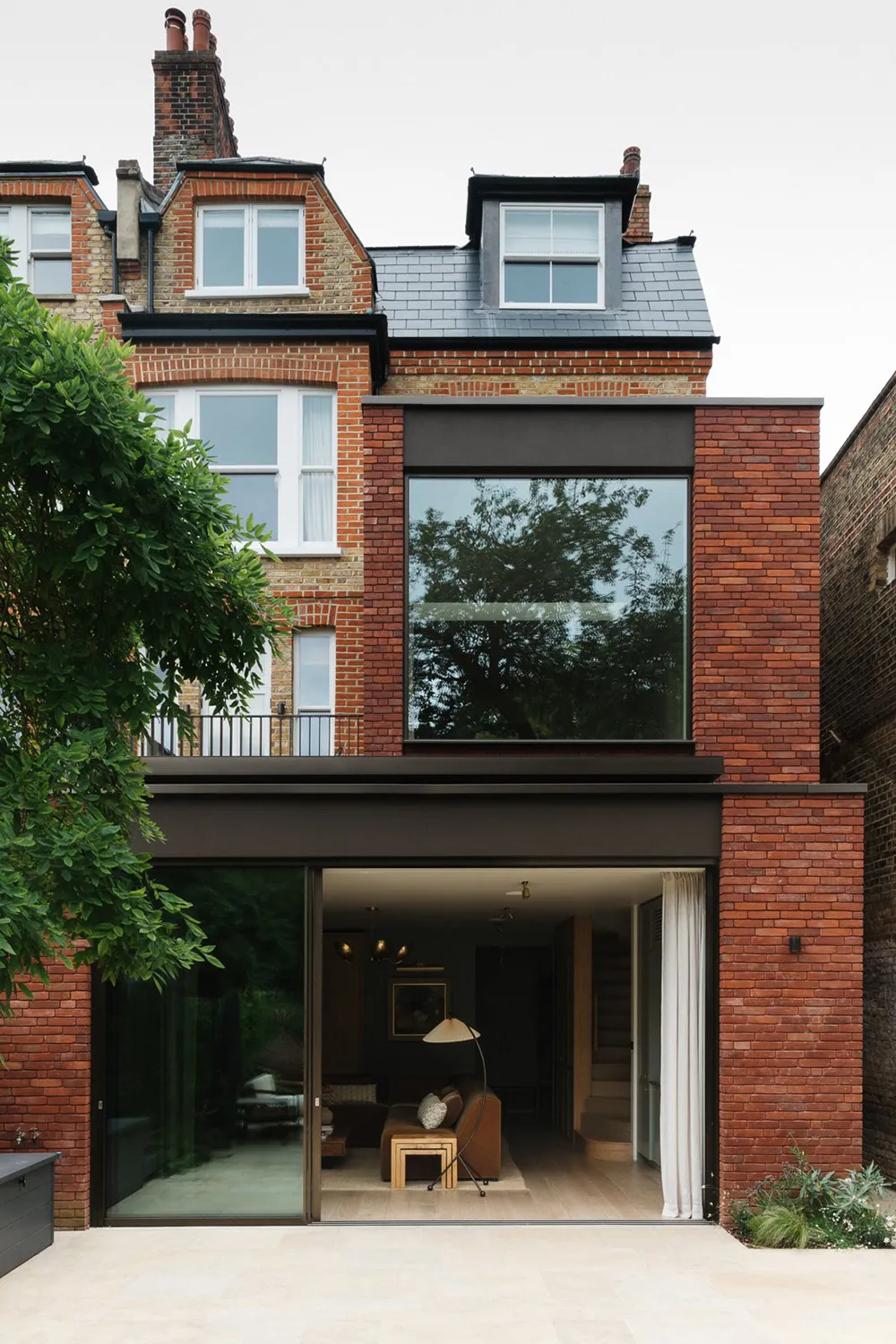 Charmant intérieur anglais dans des tons chauds - Gallery image 30