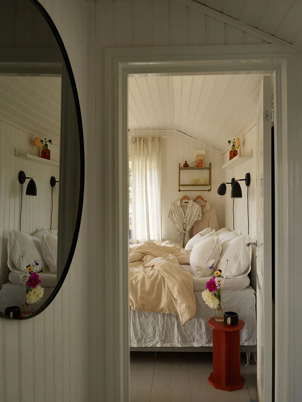 Maison de campagne suédoise traditionnelle avec ajout moderne - Gallery image 22