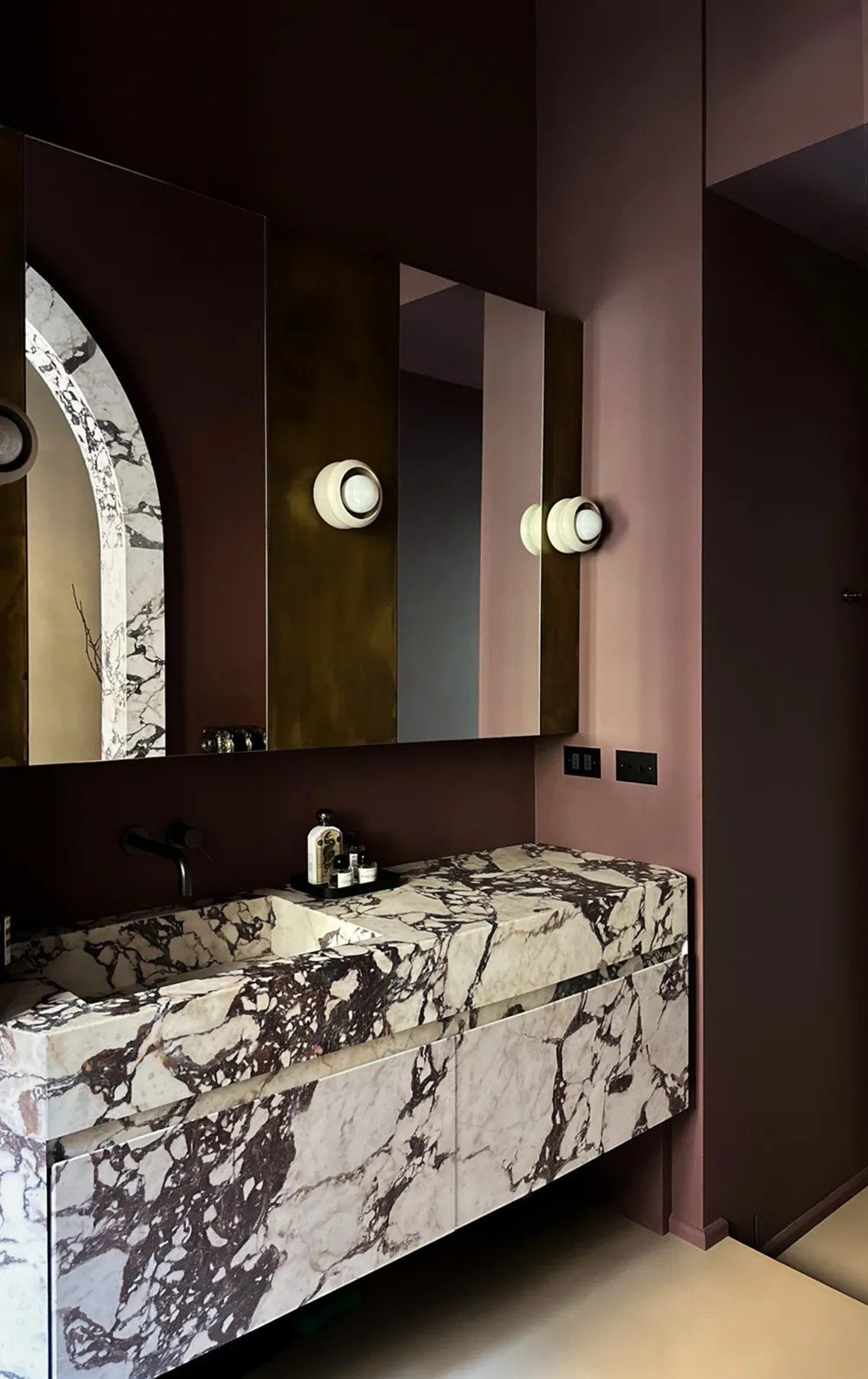 Estilo elegante en Milano, que recuperó su refinada belleza - Gallery image 7