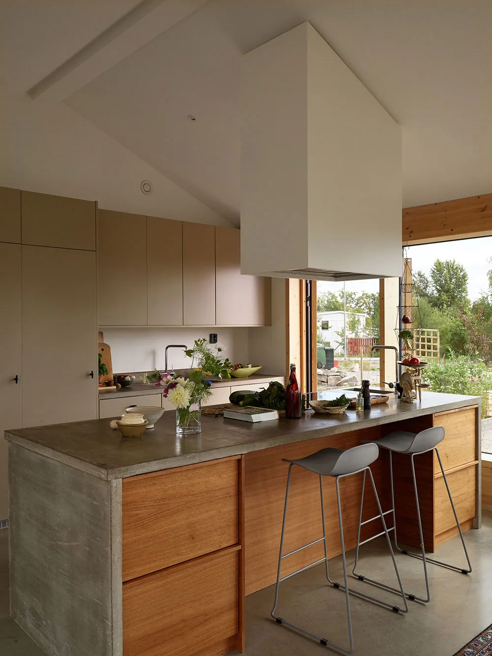 Maison de campagne suédoise traditionnelle avec ajout moderne - Gallery image 7