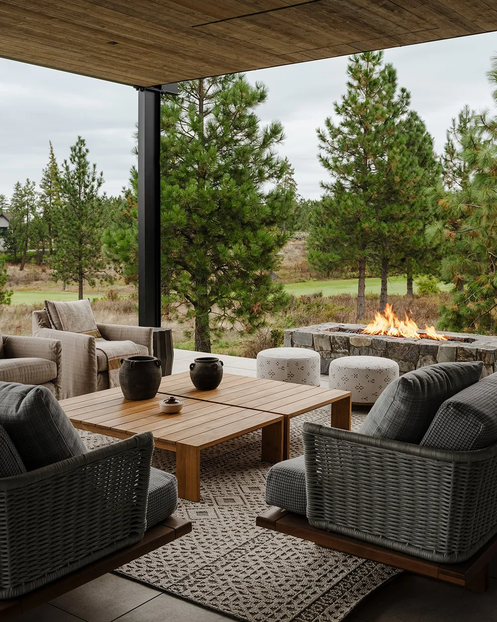 Geräumiges modernes Ranch in Idaho mit Blick auf den See - Gallery image 1
