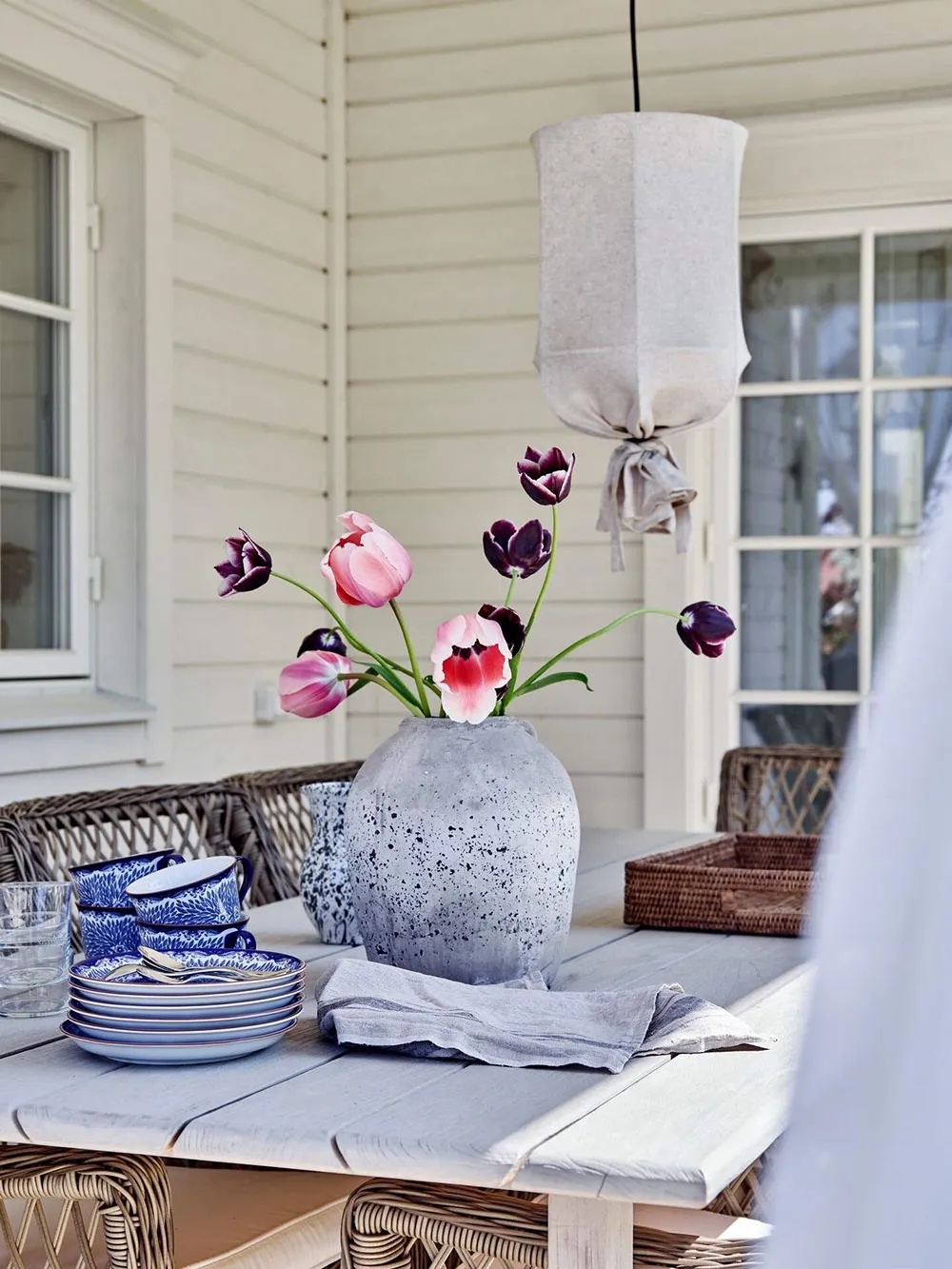 Casa blanca con grandes ventanas en Suecia - Gallery image 11