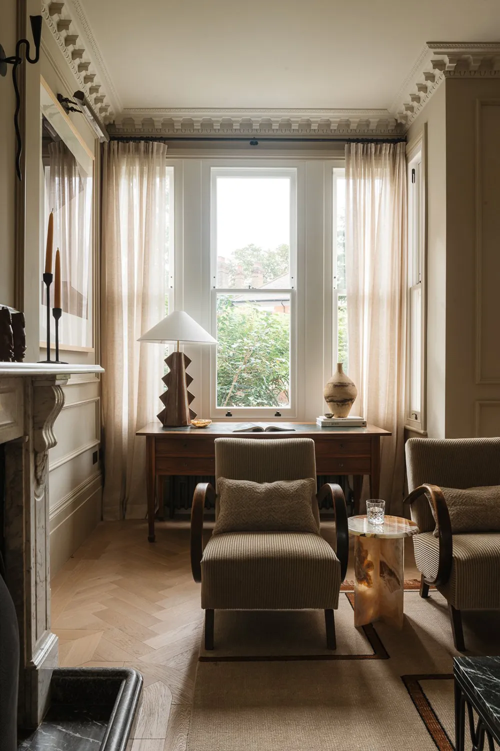 Charmant intérieur anglais dans des tons chauds - Gallery image 7