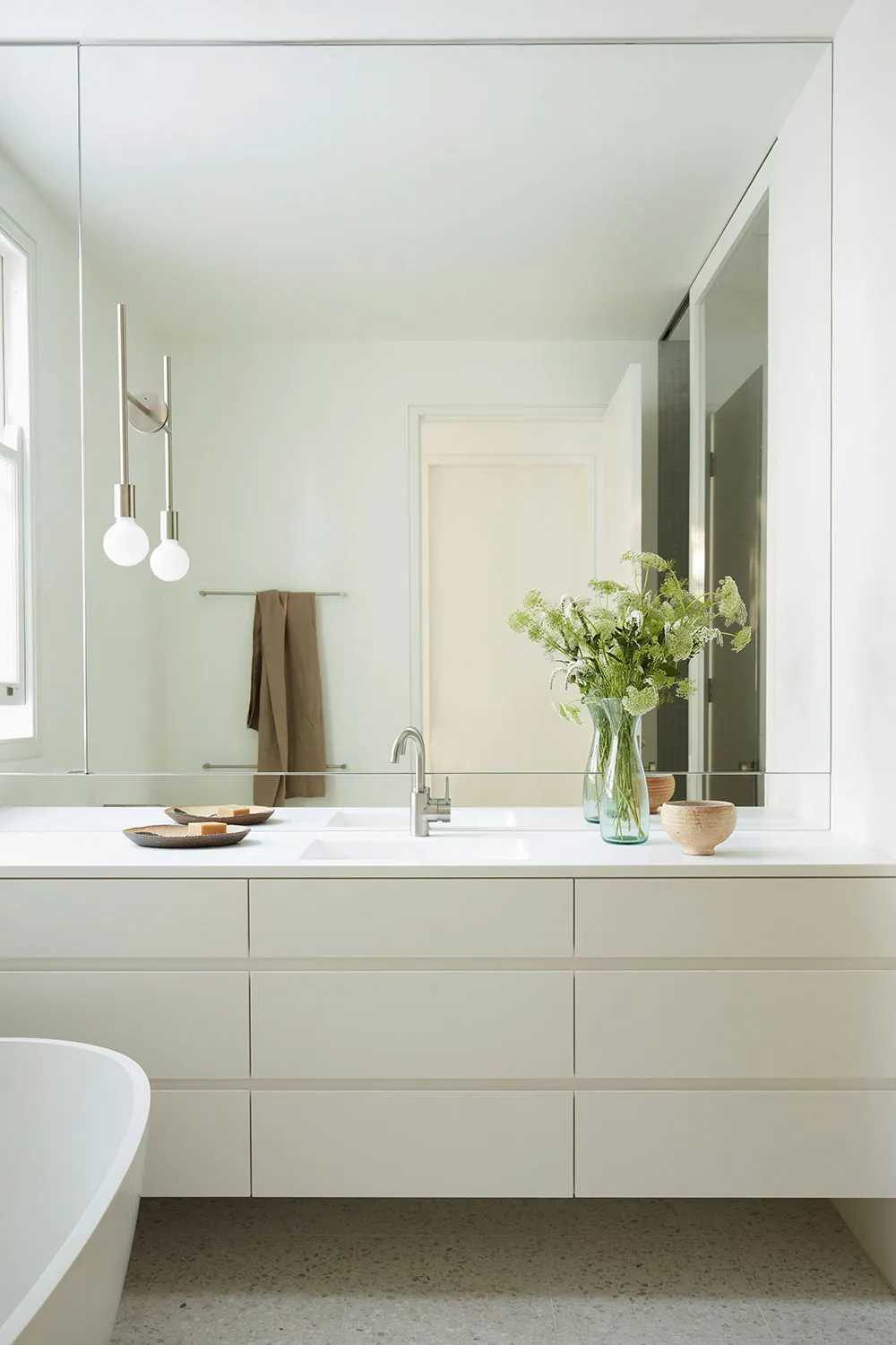 Arco y ángulos redondeados en el diseño de una casa moderna en Sídney - Gallery image 20