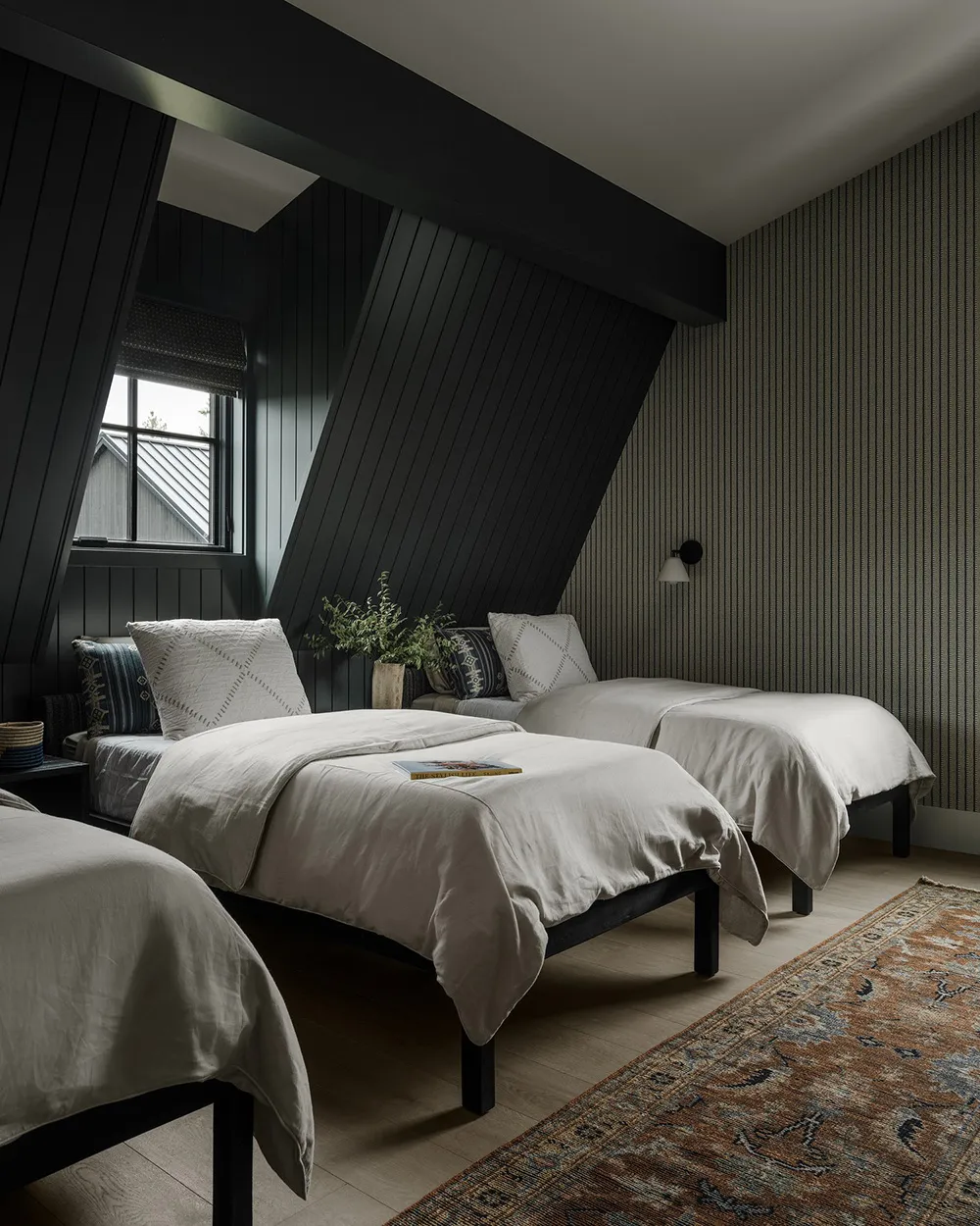 Geräumiges modernes Ranch in Idaho mit Blick auf den See - Gallery image 21