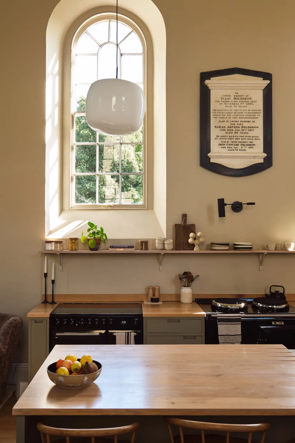 Church Life: House in a Historic Chapel of the 19th Century in England - Gallery image 6