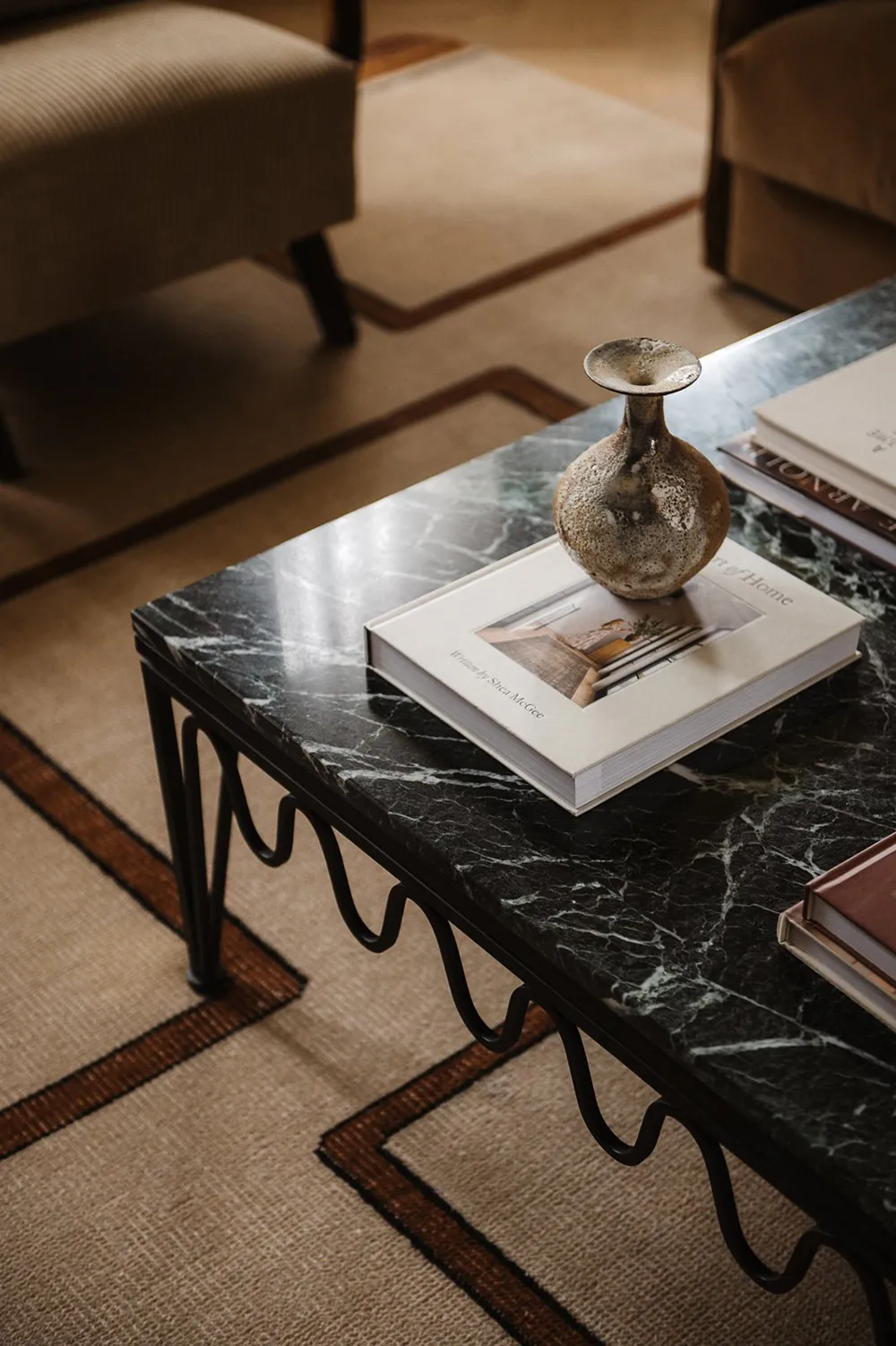 Charmant intérieur anglais dans des tons chauds - Gallery image 9