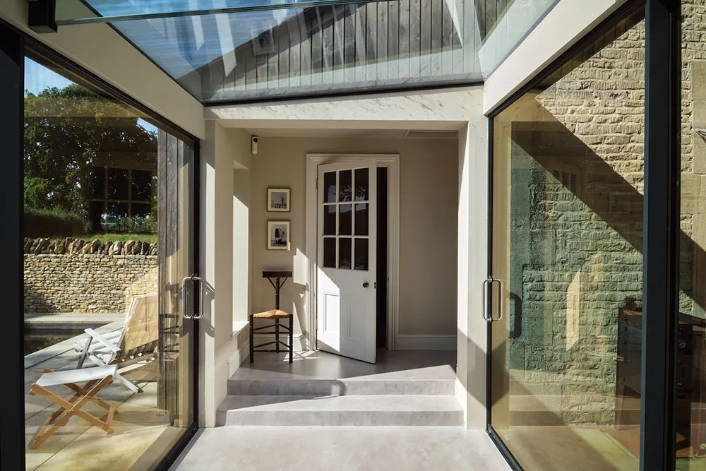 Church Life: House in a Historic Chapel of the 19th Century in England - Gallery image 10
