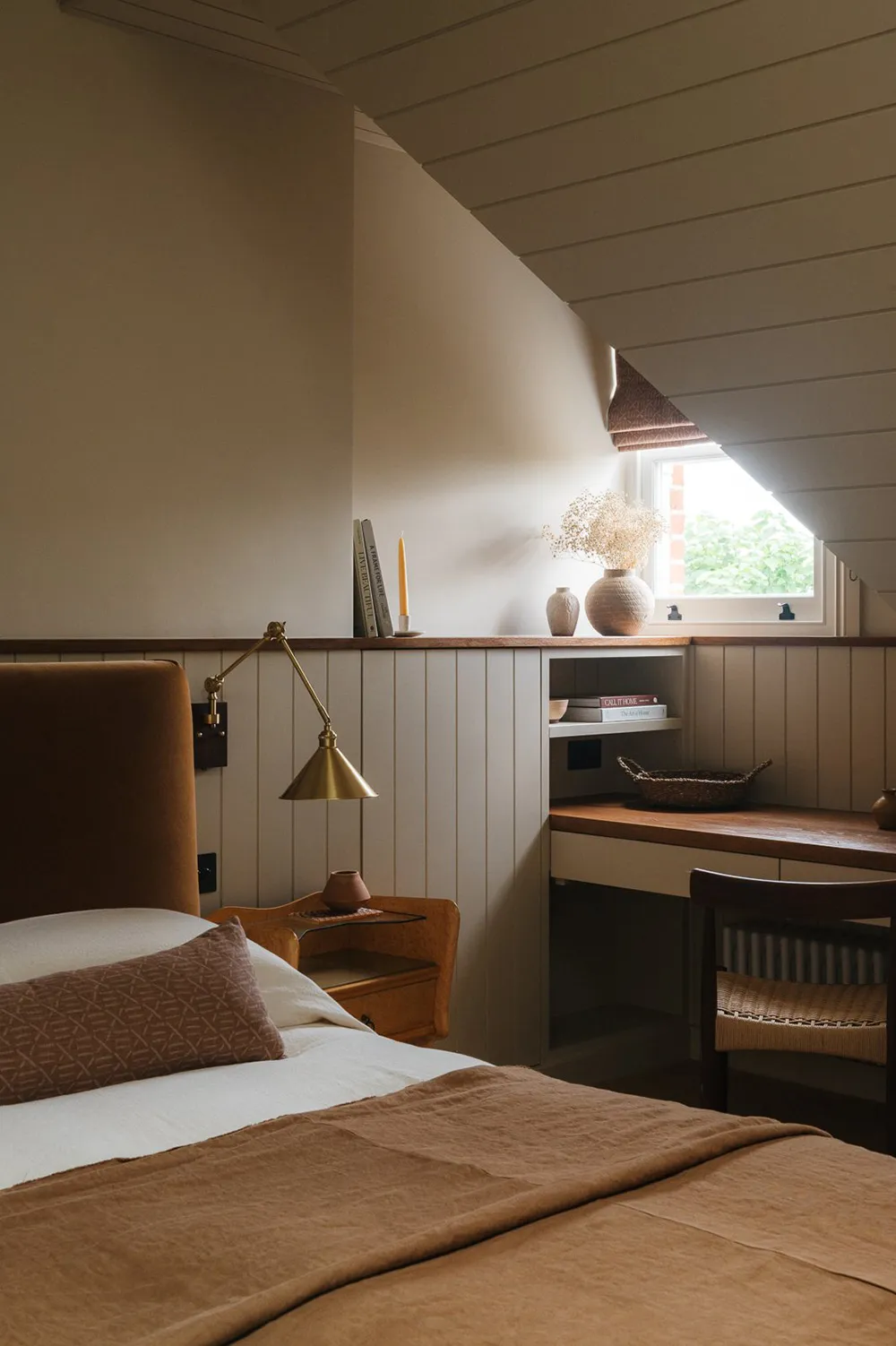 Charmant intérieur anglais dans des tons chauds - Gallery image 23