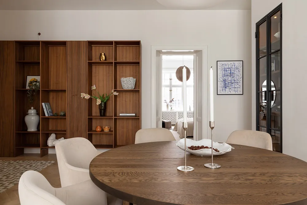 Мягкий и элегантный интерьер великолепной квартиры в старом доме в Стокгольме - Gallery image 15